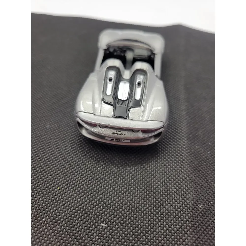 MSZ Porsche 918 Spyder Silver 1:41 Diecast Model Car Opening Doors Pull Back